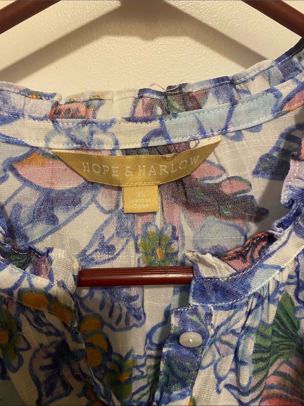 Floral Button-Front Tunic in Multi-Color - Picture 2 of 4